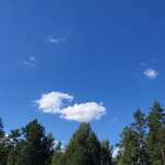 Inte en droppe regn så långt ögat kan nå...